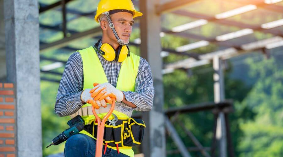 Professional gutter cleaning in Woodstock, GA